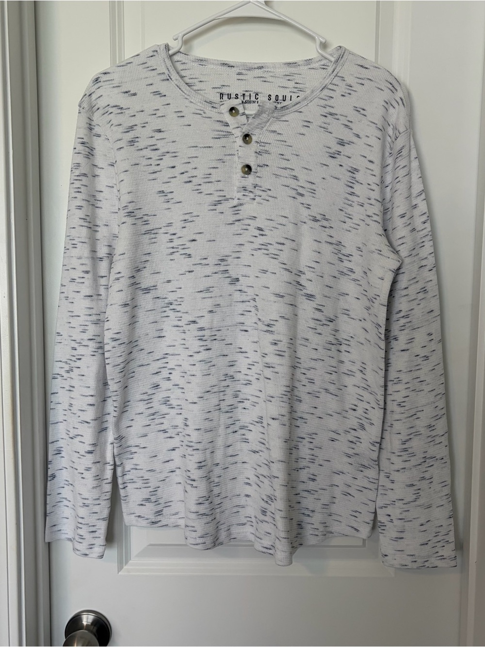 Rustic Soul1Men's White Speckled Henley Long-Sleeve Shirt
Size S
